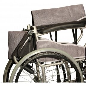 Neįgaliojo vežimėlis "AT52301"
