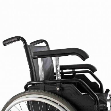 Neįgaliojo vežimėlis "Aura" 4